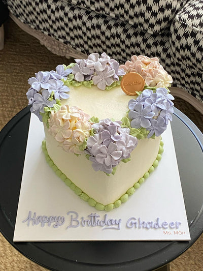 Floral Heart Bouquet Cake