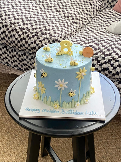 Honeybee Garden Cake
