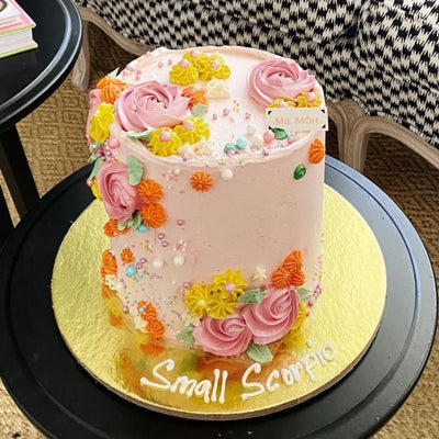 Floral Cake - Pink Color