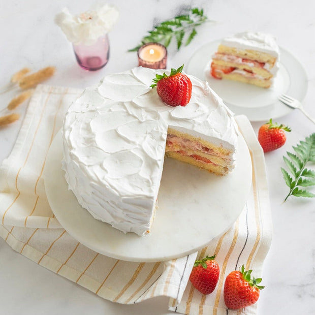 Old Fashioned Strawberry Cake