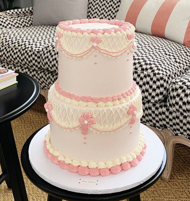 Vintage Cake - Two tier light pink